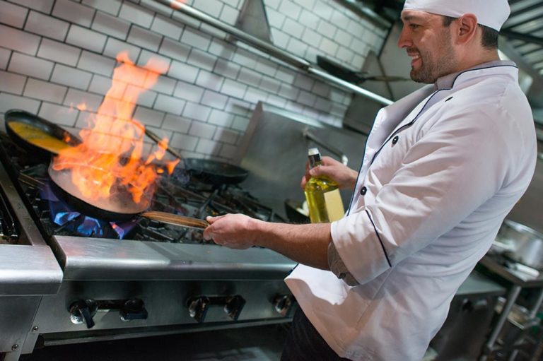 Hiring Chefs for Your Restaurant: It #39 s Not Just About Cooking
